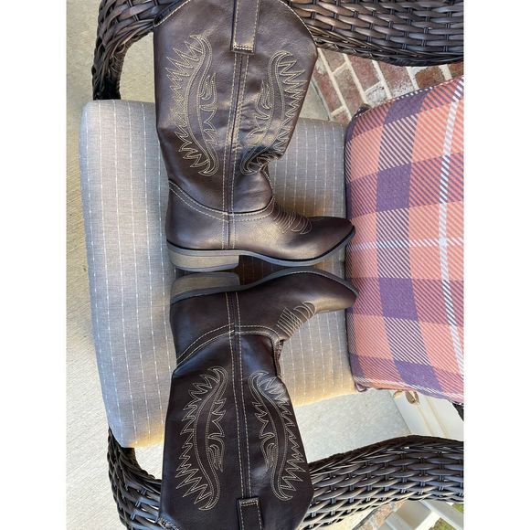 Renegade Brown Boots_NEW*_9.5 - Picture 3 of 13